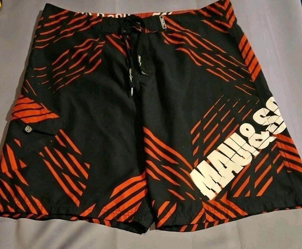 Maui&Sons Swim Trunks Mens Size 36x9 Red and Navy Unlined